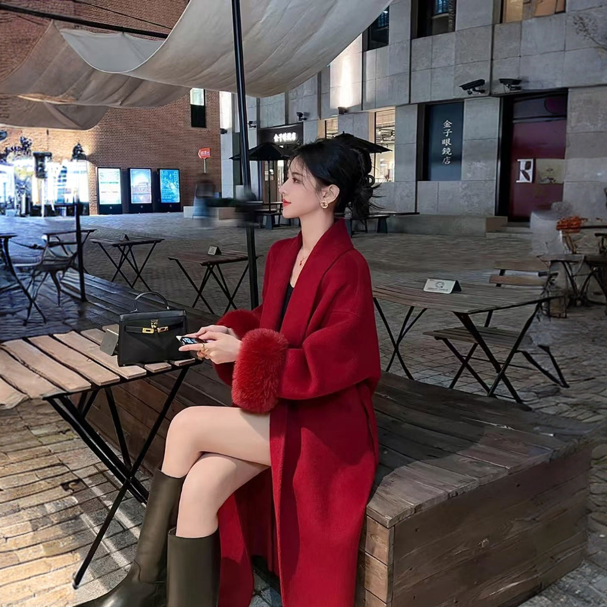 Women's red double-faced cashmere coat, new autumn and winter style, high-end fox fur sleeves, mid-length woolen coat for wedding and engagement